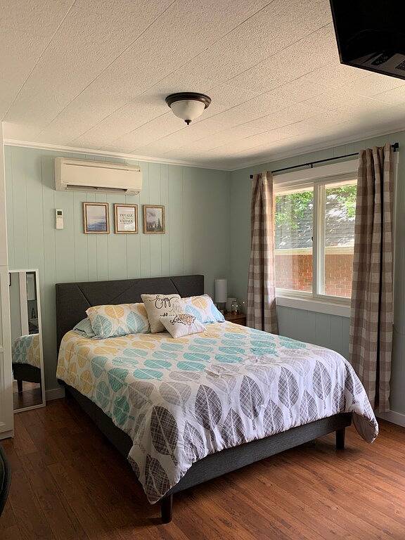 Bed And Breakfast for 2 Guests in Blue Ridge Mountains, North Carolina