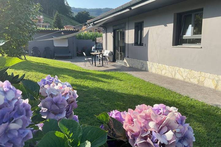 Ferienhaus für 2 Personen, mit Garten und Whirlpool - 1