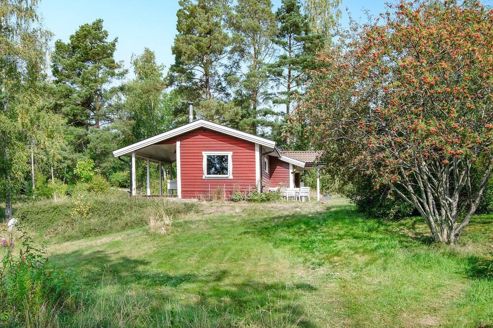 Schönes Haus mit 2 Schlafzimmern in. in Strängnäs, Mälaren