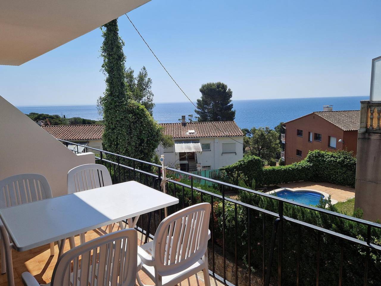 Apartamento entero, K-4 Apartamento en comunidad con piscina in Calella de Palafrugell, Palafrugell