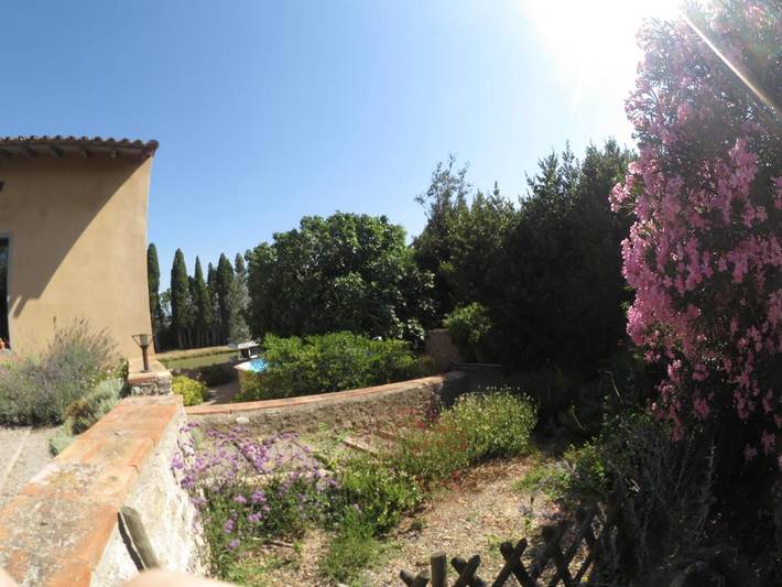 Location de vacances pour 6 personnes, avec Jacuzzi et Terrasse ainsi que Jardin et Piscine à Marseillette - 3