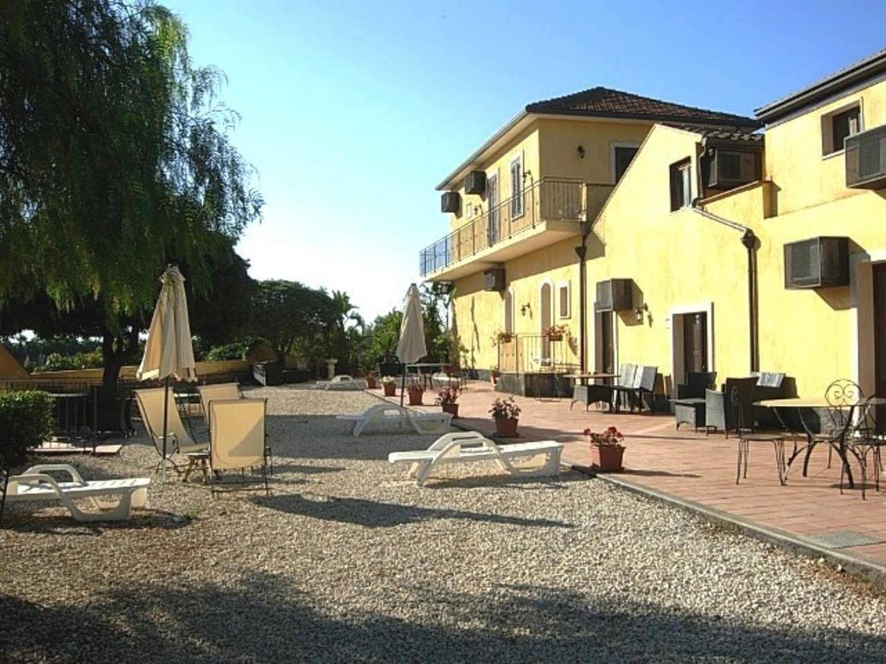 Ganze Wohnung, One-Bedroom Apartment in Fiumefreddo di Sicilia, Catania Provinz