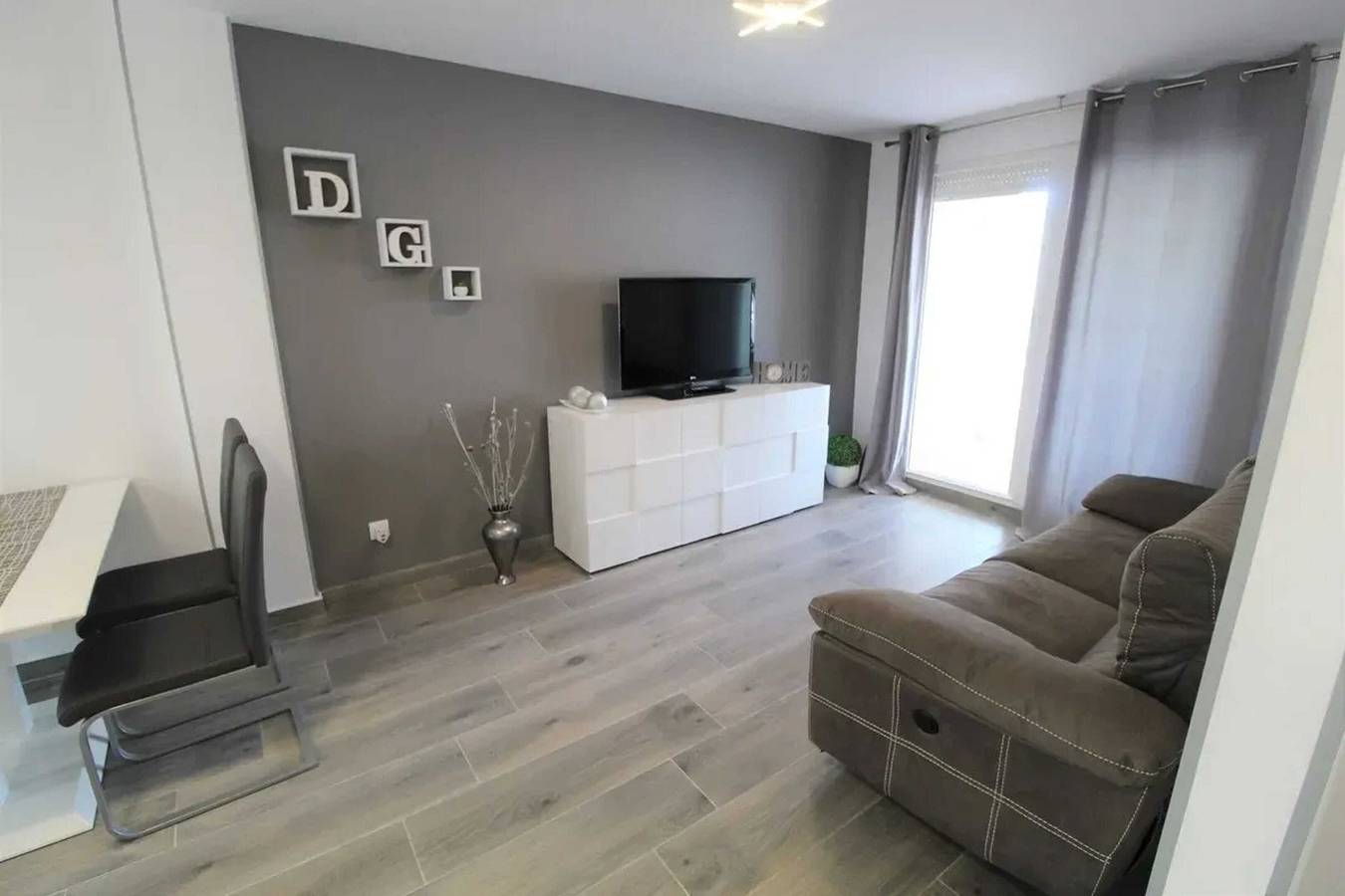 Ganze Wohnung, Gemütliche Wohnung in Vinaròs mit Gemeinschaftspool in Cala dels Cossis (Vinaròs), Vinaròs