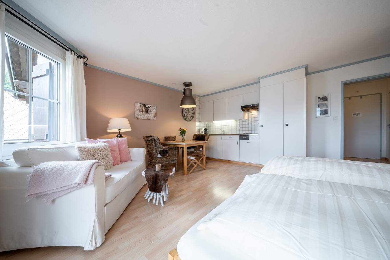 Ganzes Studio, Valluns Studio 5301: Renoviertes und Stilvoll eingerichtetes Studio für erholsame Ferien in Vulpera, Tarasp