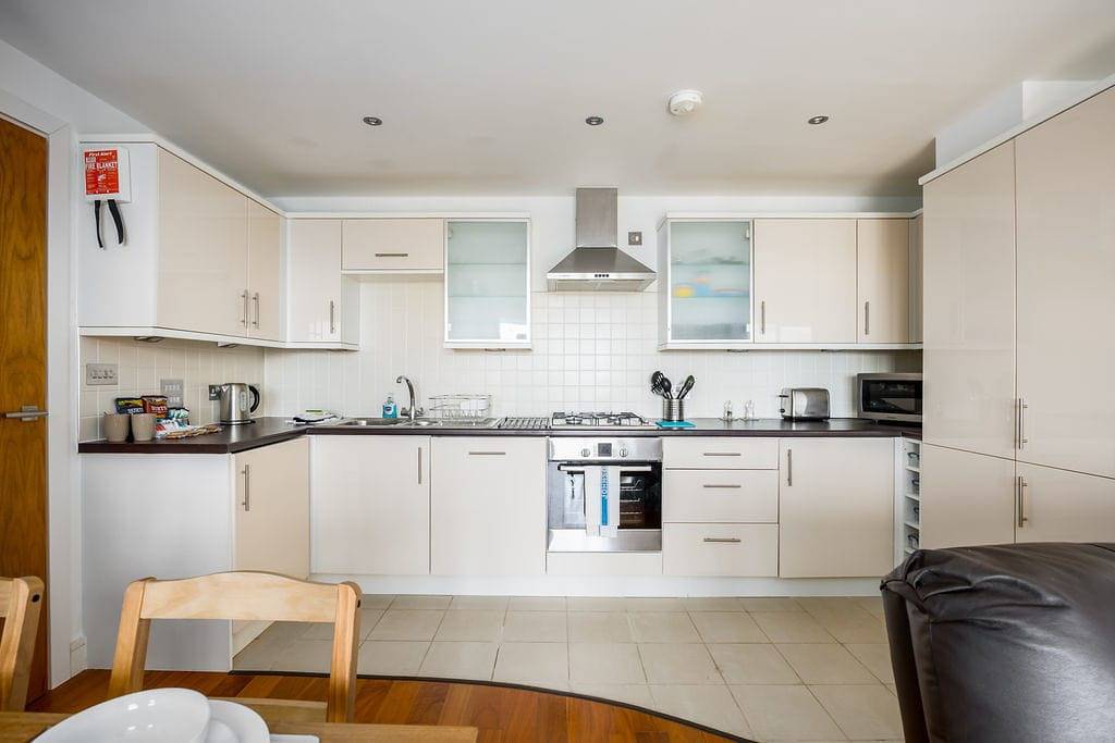 Ganze Wohnung, Brownsea View - Balcony with views over Poole Harbour in Poole, Poole Harbour