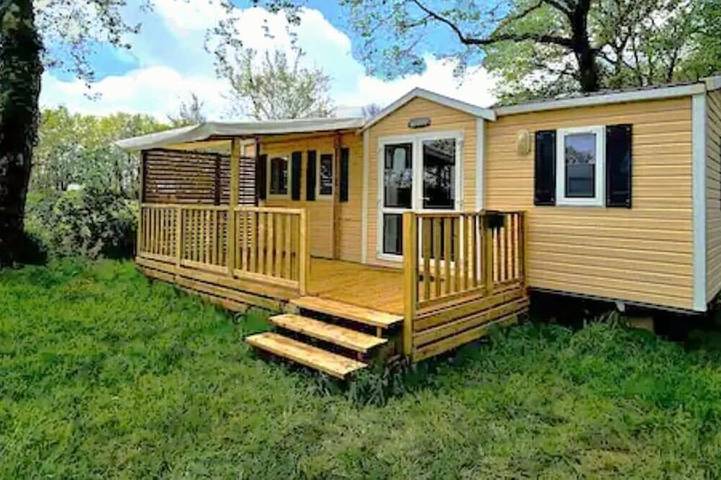 Camping pour 6 personnes à La Boissière-de-Montaigu