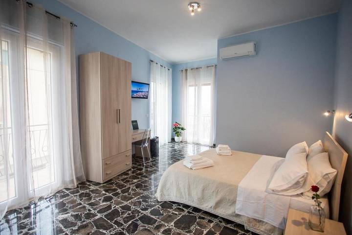 Maison d’hôte pour 4 personnes, avec vue et balcon à Tropea