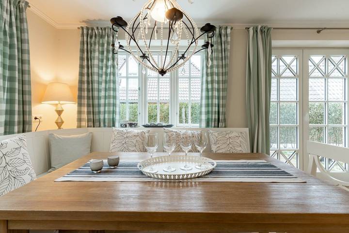 Ferienhaus für 5 Personen, mit Garten und Terrasse in Borgsum - 3