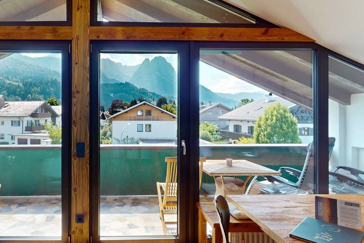 Hütte für 4 Personen, mit Ausblick und Garten in den Ammergauer Alpen - 2