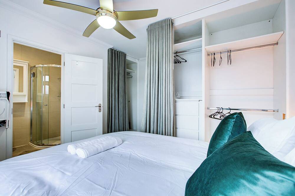 Spacious House - Heathrow, Slough, Pinewood in Iver, Colne Valley Park