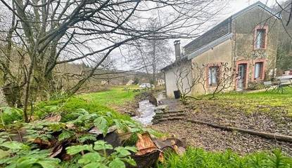 Gîte pour 5 personnes, avec vue et jardin à Les Hautes-Rivières