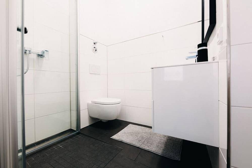 Geheel appartement, Aesthetic Studio for Design Lovers in Düsseldorf-Friedrichstadt, Düsseldorf