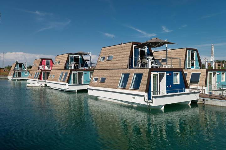 Boot für 6 Personen, mit Balkon/Terrasse in Italien