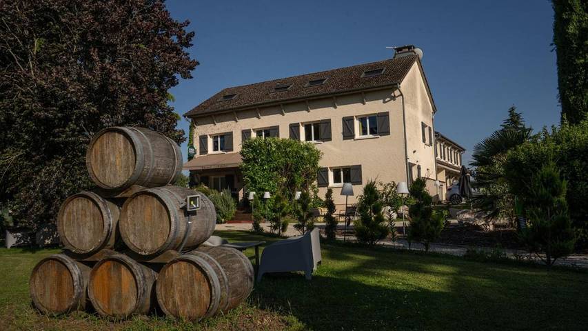 Hôtel pour 2 personnes, avec piscine et vue ainsi que bassin pour enfant et jardin, animaux acceptés à Montagny-lès-Beaune - 3