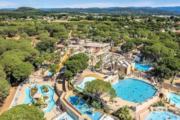 Camping pour 4 Personnes dans Le Muy, Région de Draguignan, Photo 4
