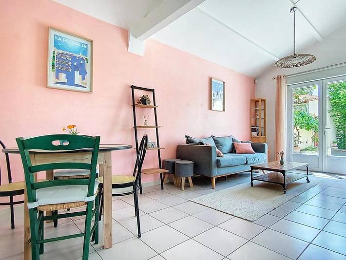 Location de vacances pour 6 personnes, avec jacuzzi ainsi que sauna et jardin à Saint-Germain-de-Marencennes - 2