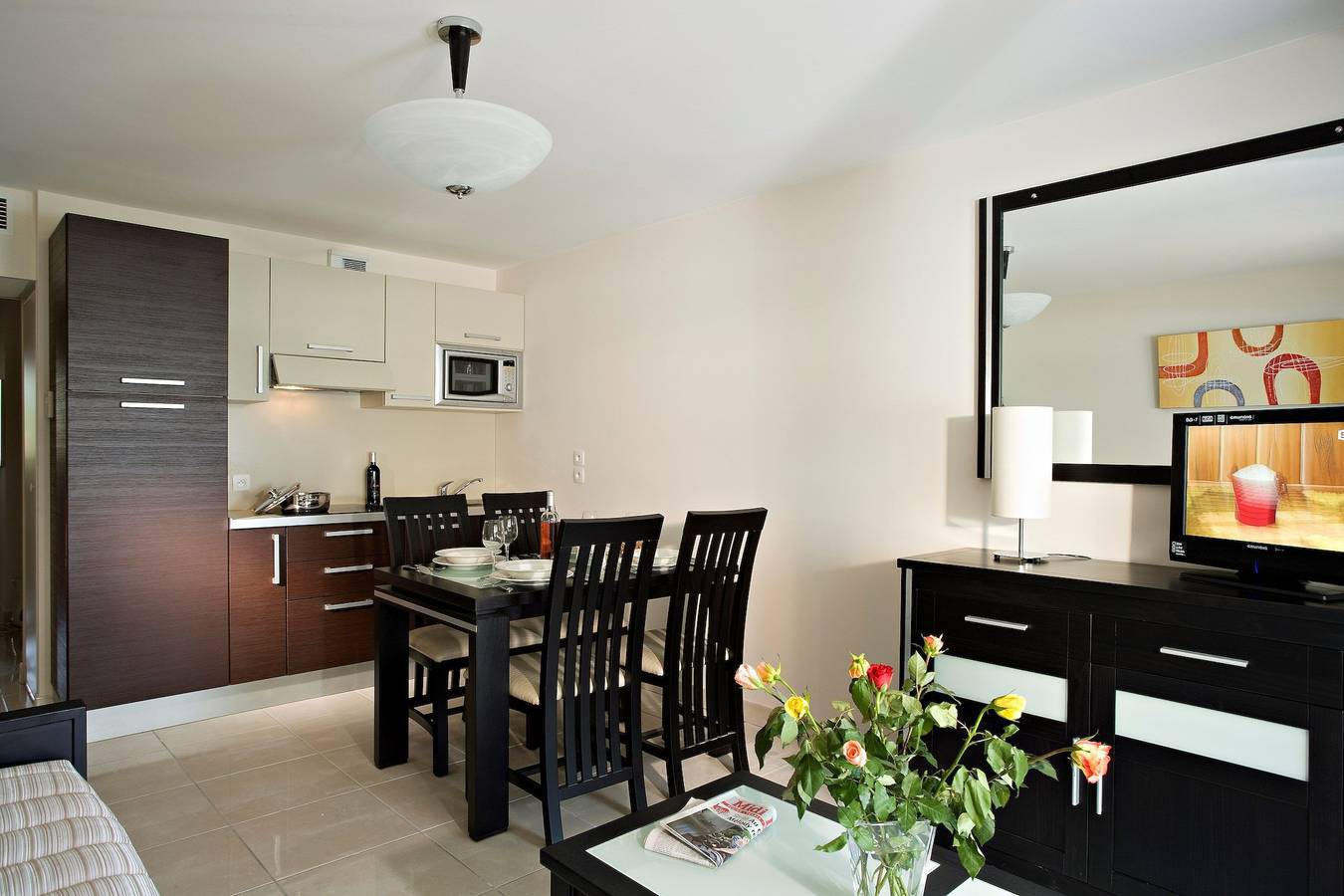 Appartement entier, Appartement de vacances pour 4 personnes avec piscine in Mandelieu-la-Napoule, Massif de l'Esterel