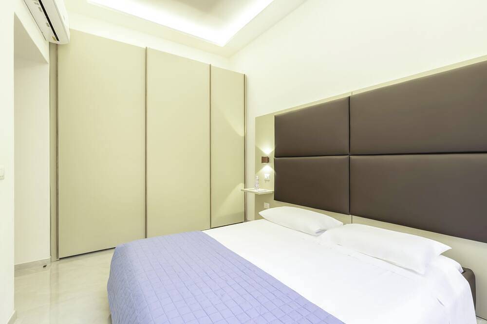Ganze Wohnung, Hh Corso Vittorio Emanuele Ii No. 117 - A in Stampace, Cagliari