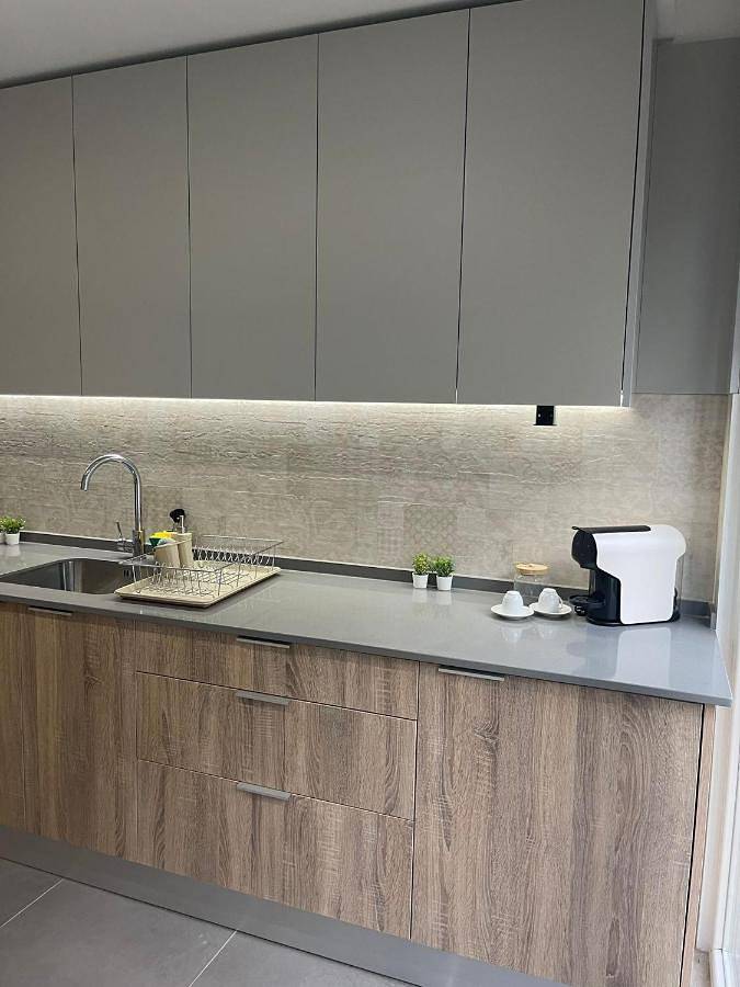 Gîte pour 6 personnes, avec terrasse dans Barreiro - 2