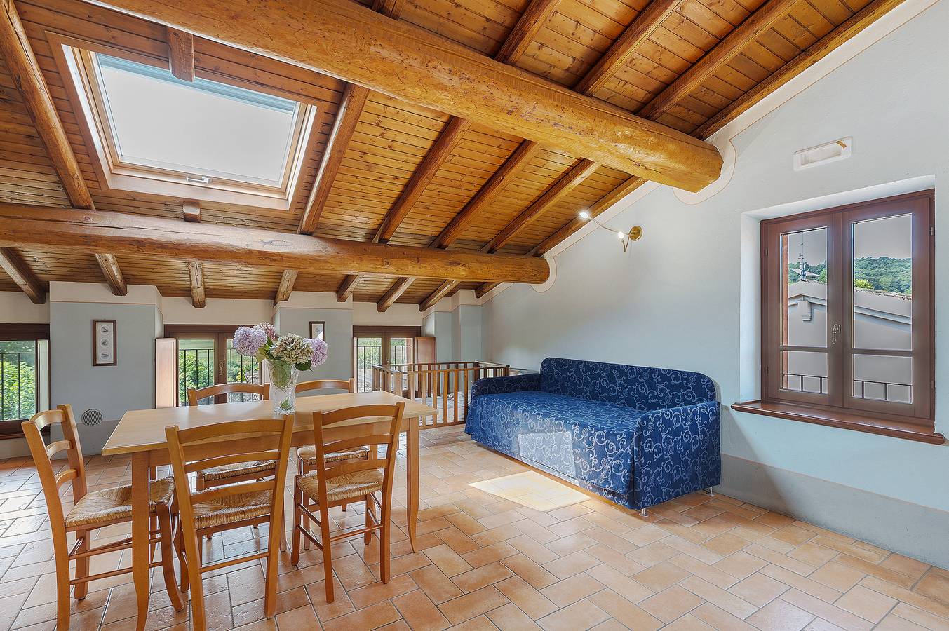 Ganzes Studio, Einzimmerapartment 'Fiordaliso' mit gemeinschaftlichem Garten, Wi-Fi und Klimaanlage in Monzambano, Mantua Provinz