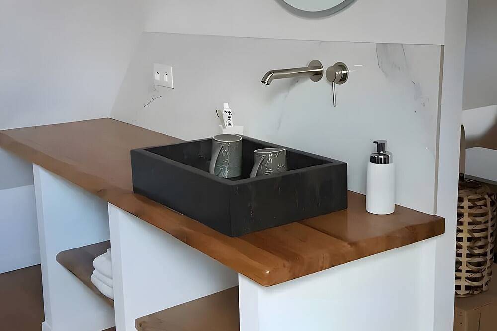 Casa de huéspedes 'La Lizardiere Des Landes' con piscina, jardín y Wi-Fi compartidos in La Flèche, Valle del Loira