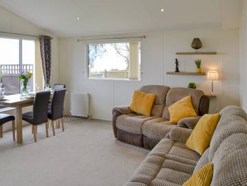 Glamping for 4 People in Waveney District, Suffolk, Photo 2