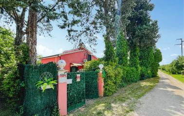 Gîte pour 5 personnes, avec terrasse ainsi que jardin et jacuzzi à Vignanello