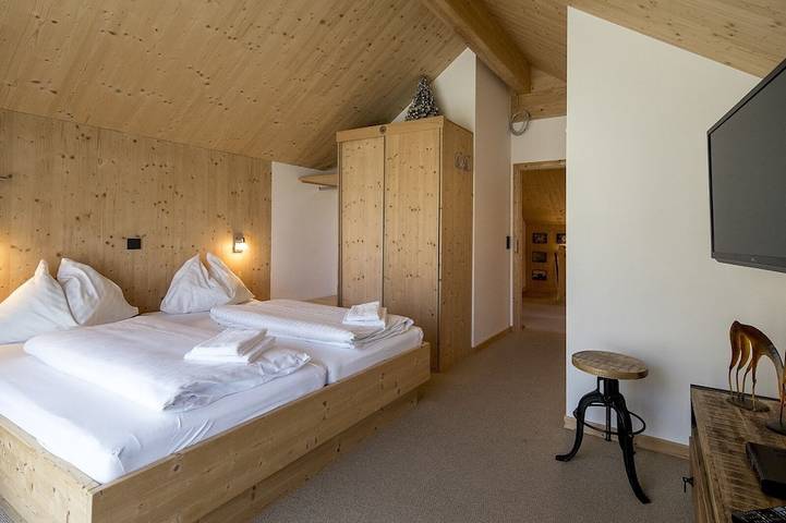 Wellness chalet Bell a Mur mit Außensauna & Blick auf das Skigebiet Kreischberg in Murau, Murau (Kreischberg)