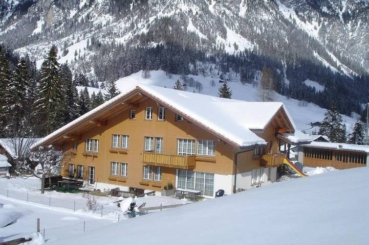 Ferienwohnung für 5 Personen, mit Garten und Sauna