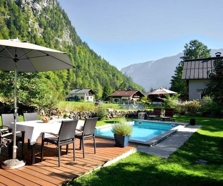 B&b per 2 persone, con Balcone e Terrazza nonché Giardino e Piscina a Hallstatt