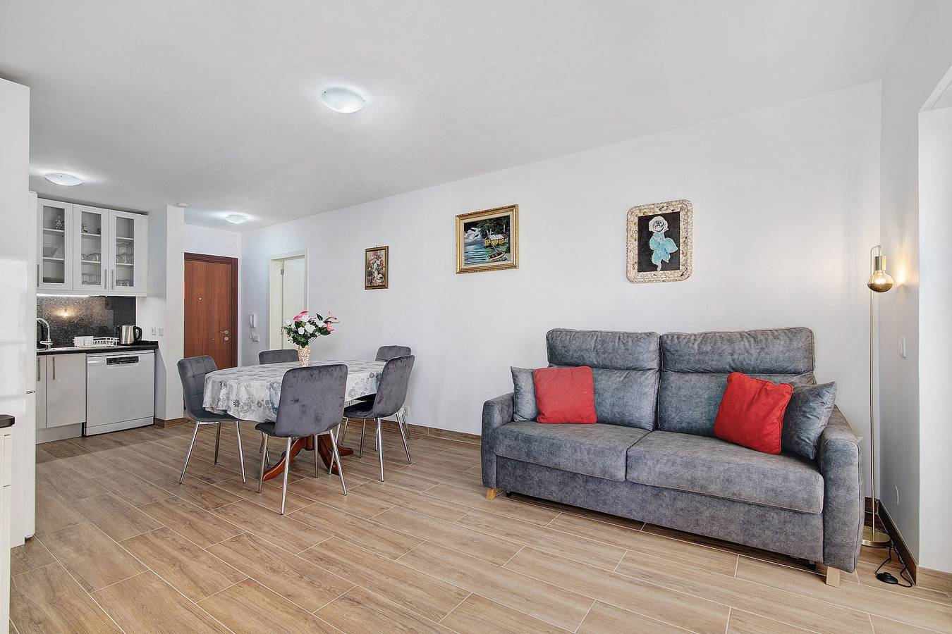 Entire apartment, Apartment 'Sol E Mar' with Sea View, Wi-Fi and Air Conditioning in Quarteira, Faro District