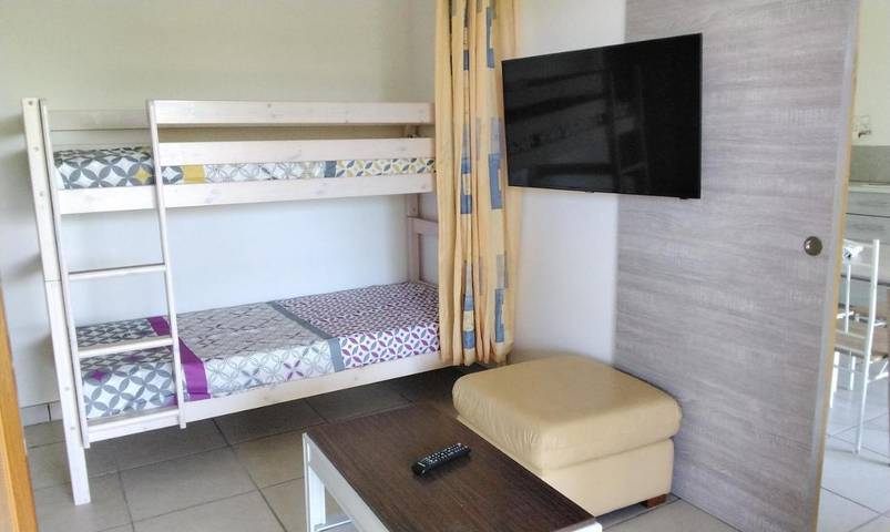 Gîte pour 4 personnes, avec jardin à Pradelles-Cabardès - 2