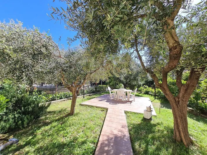 Appartamento vacanze per 4 persone, con giardino e terrazza - 1