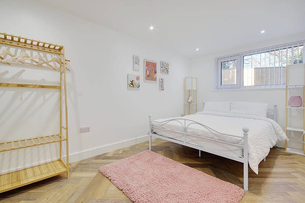 Ganze Wohnung, Apartment-Familie-Eigenes Badezimmer-Gartenblick-The Garden Suite in Bournemouth, Südwestengland