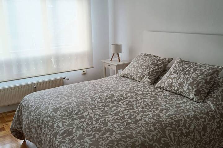 Ganze Wohnung, Helles Apartment mit Wlan, Spülmaschine, Waschmaschine, nahe Sehenswürdigkeiten in Luarca, Valdés
