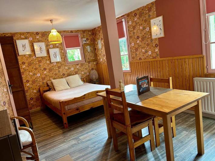 Gîte pour 4 personnes, avec Terrasse ainsi que Jardin et Vue à Saint-Pol-sur-Ternoise