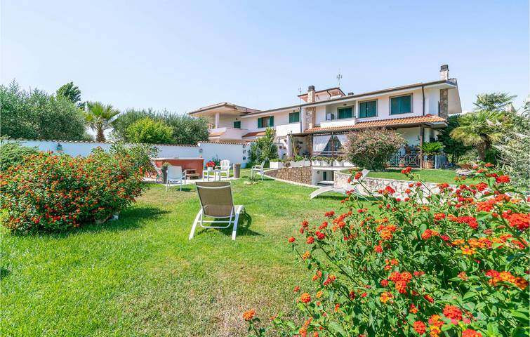 Appartamento vacanze per 6 persone, con giardino e terrazza - 1