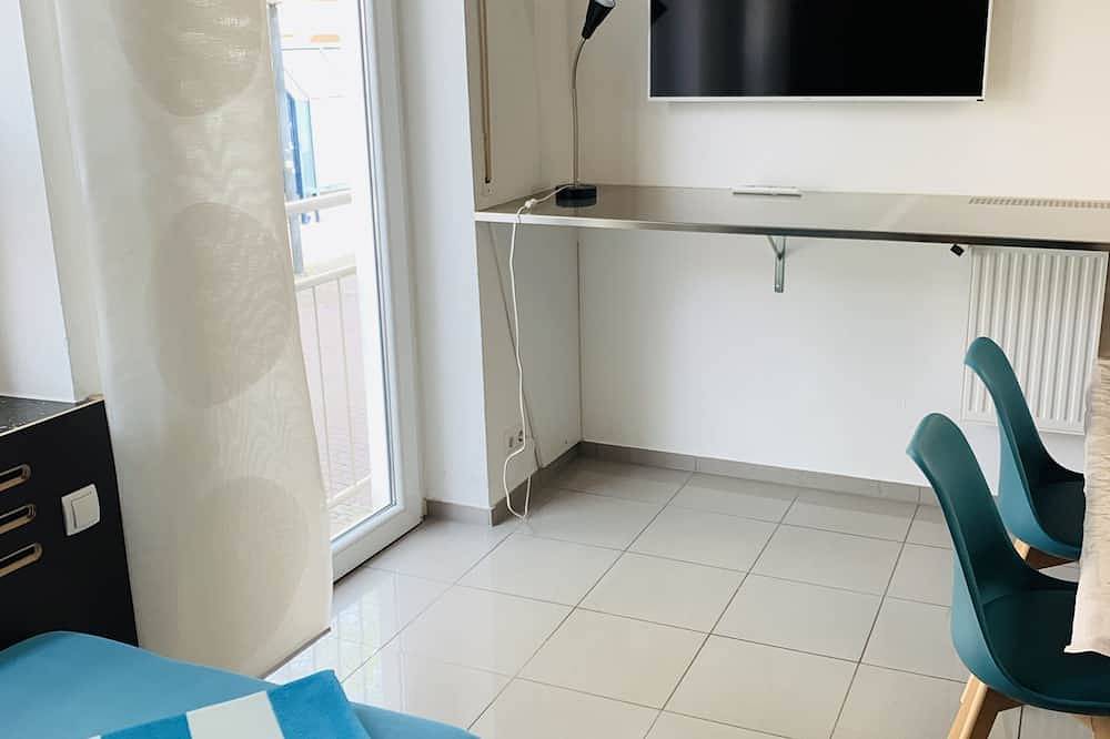 Ganze Wohnung, Stylish 2 room Loft City Center Ground Floor in Ulm, Schwaben