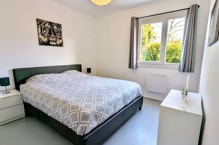 Gîte pour 4 personnes, avec jardin et terrasse à Ornex - 2