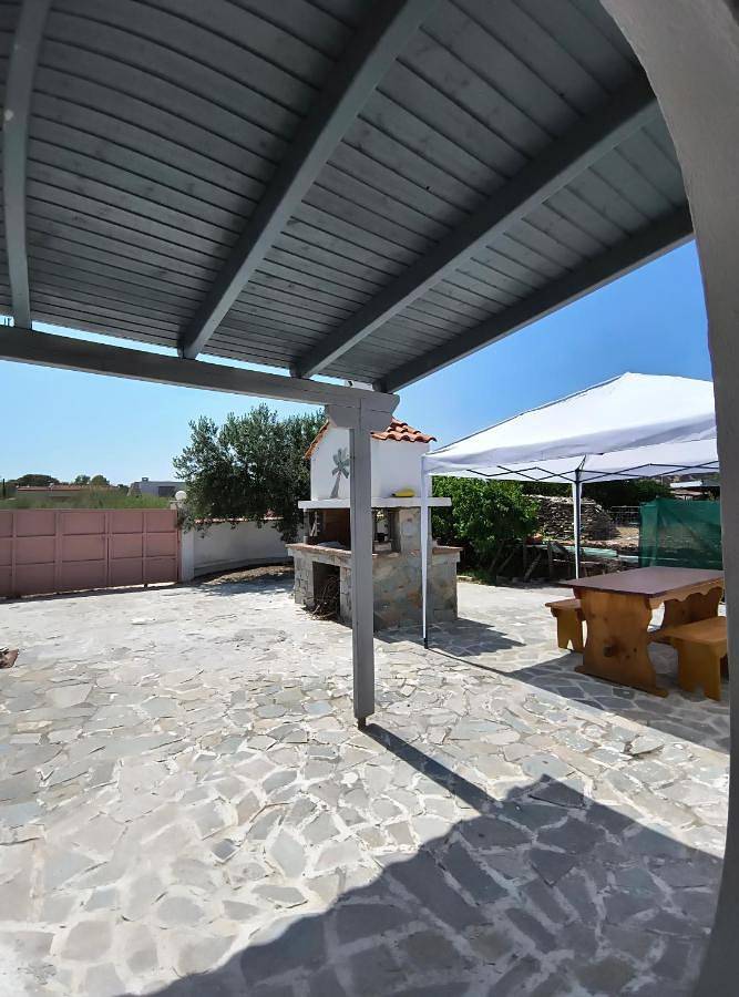 Location de vacances pour 9 personnes, avec jardin et terrasse dans Érétrie - 3