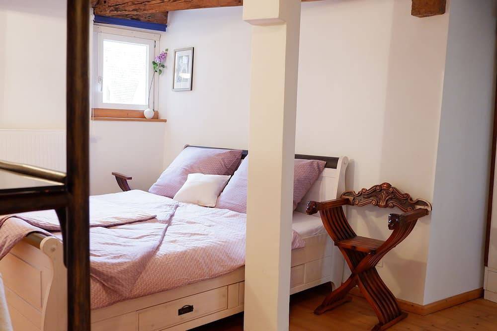 Apartamento entero, Nuevo! en Fewo-direkt: soleado 65 metros cuadrados en el centro del casco antiguo, zona tranquila! in Tubinga, Neckar-Alb