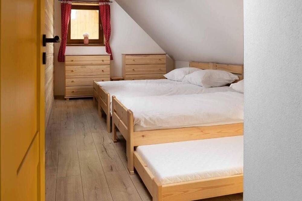 Chaty Kukana a Kuku – Your Cozy Mountain Retreat in Stará Lesná in Low Tatras
