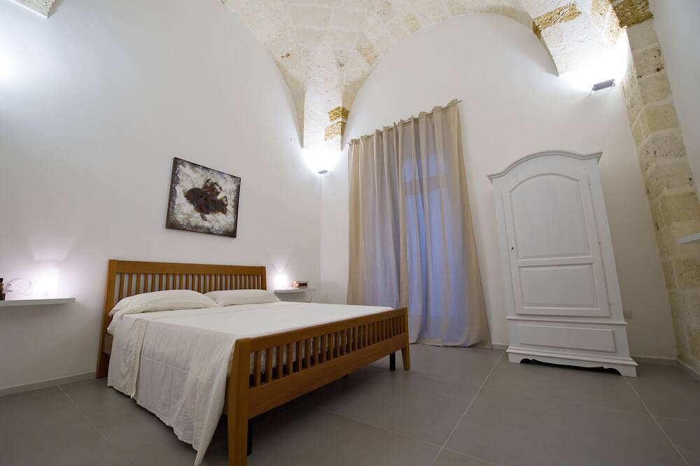 Appartement entier, \"Casa Bova Mary\" centrale Mesagne in Mesagne, Salento