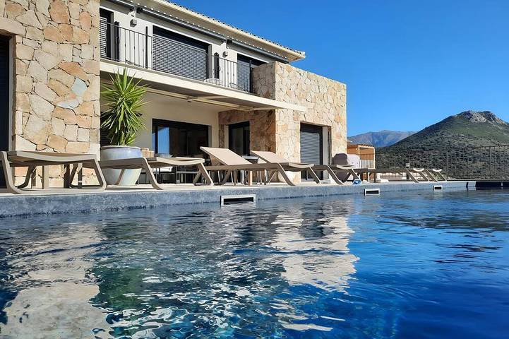 Chambre d’hôte pour 2 personnes, avec jardin et piscine à Palasca - 4