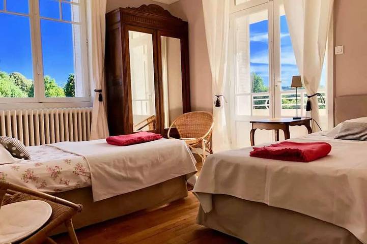 Location de vacances pour 14 personnes, avec terrasse à Uzerche - 3