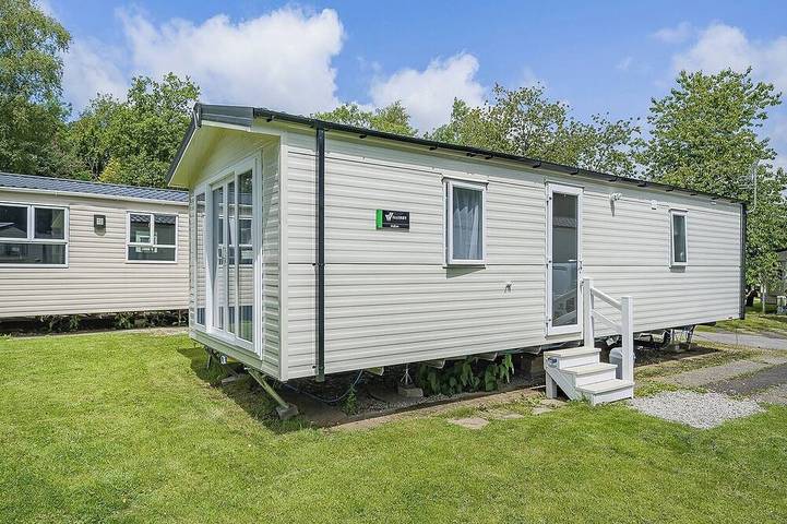 Static caravan for 4 people in Lancashire