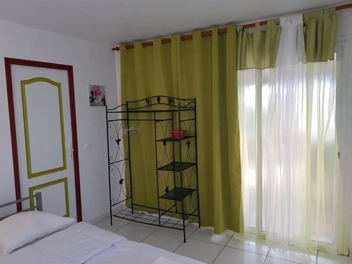 Chambre d’hôte pour 2 personnes, avec terrasse à Baie-Mahault - 4