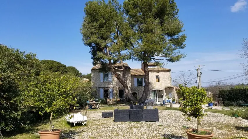 Casa de vacaciones para 12 personas, con jardín además de vistas y piscina, Se admiten mascotas - 1