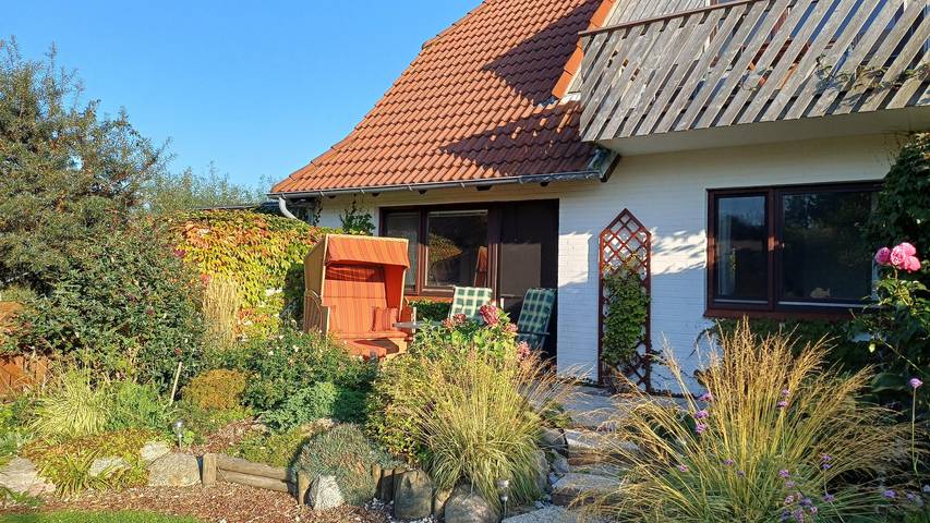Ferienwohnung für 3 Personen, mit Balkon/Terrasse und Balkon sowie Garten und Ausblick auf Eiderstedt - 3