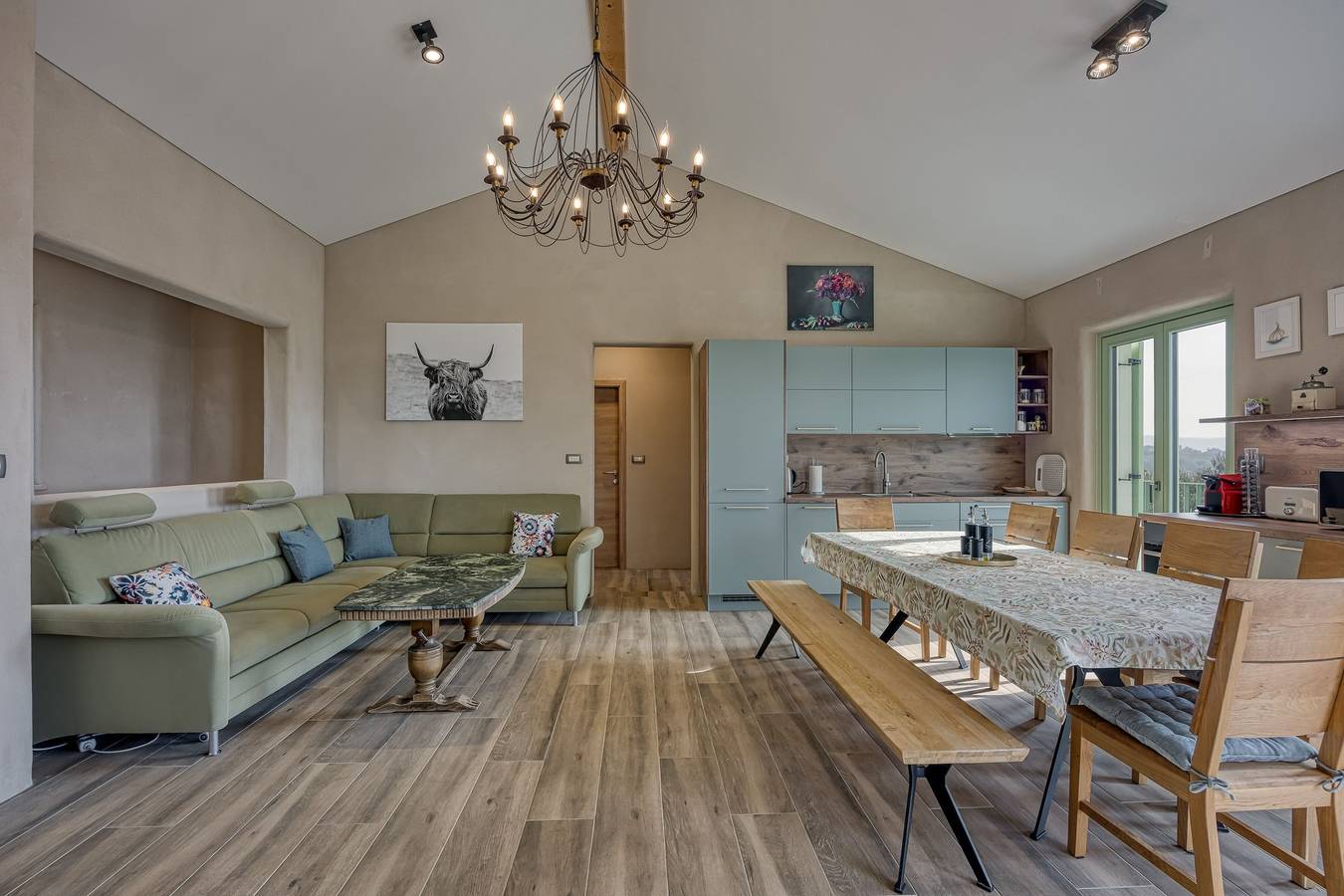 Villa Olivia Pool & Sauna near Portorož in Nova vas nad Dragonjo, Piran